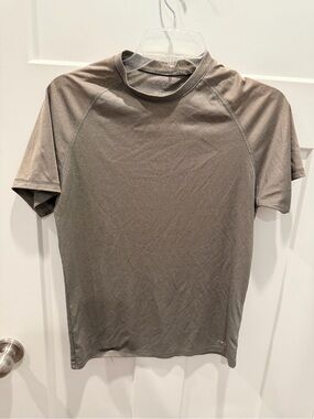 OOBE CoolPro Small Gray Performance Moisture Wicking Athletic T Shirt